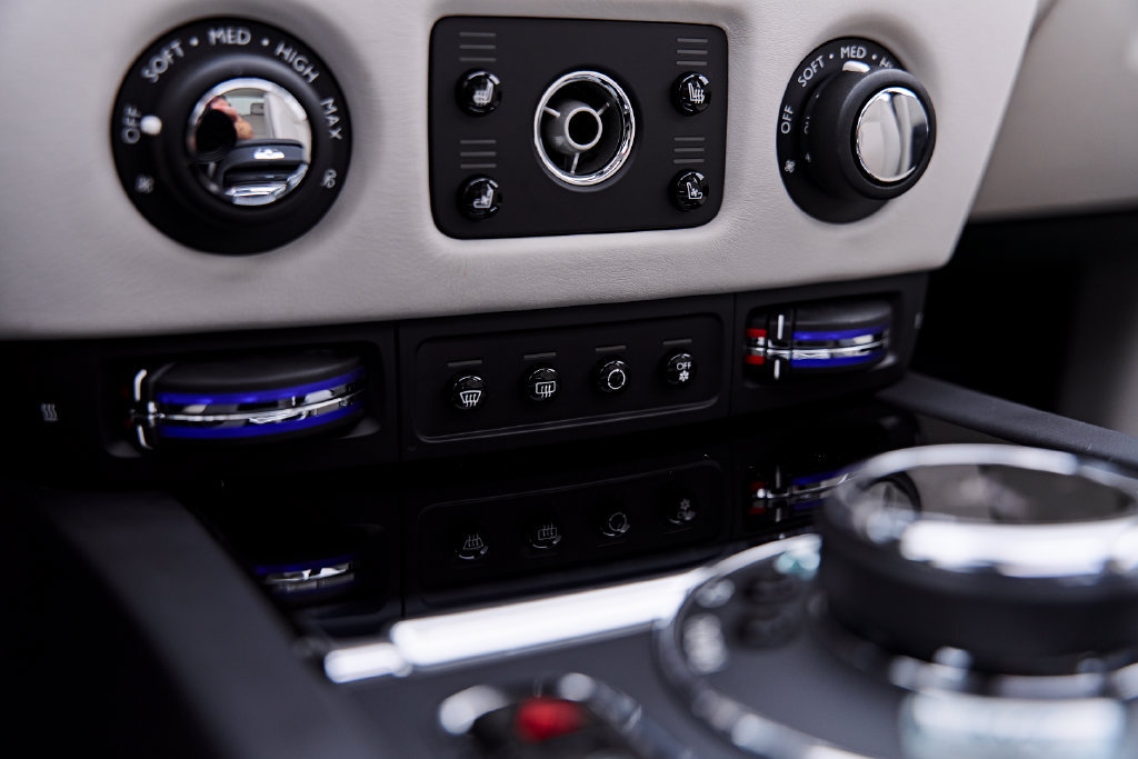Used 2016 Rolls-Royce Ghost RWD image 83