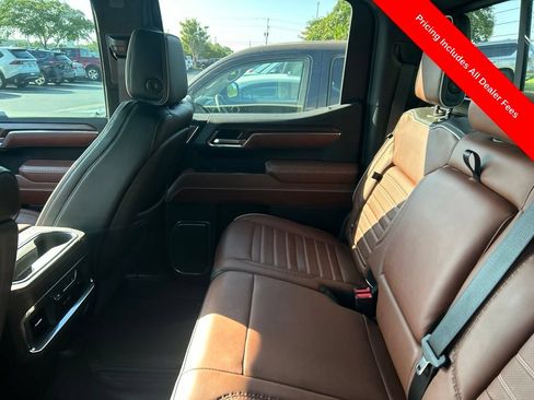 Used 2023 GMC Sierra 1500 Denali Ultimate AWD/4WD image 11