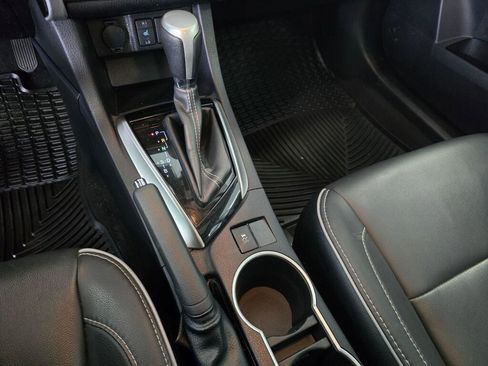 Used 2017 Toyota Corolla XLE w/ Carpet Mat Package (TMS) image 34