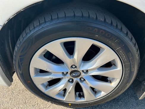 Used 2015 Subaru Legacy 2.5i Premium AWD/4WD image 20