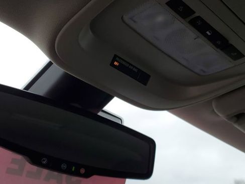 Used 2020 Chevrolet Colorado LT w/ Safety Package image 20