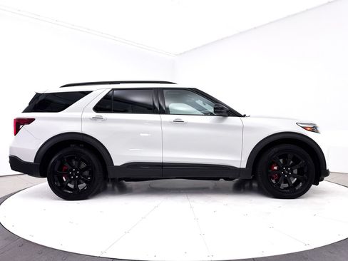 Used 2021 Ford Explorer ST w/ Equipment Group 401A AWD/4WD image 46
