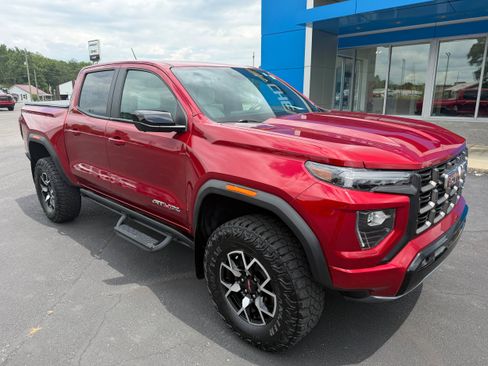 Used 2024 GMC Canyon AT4X AWD/4WD image 2