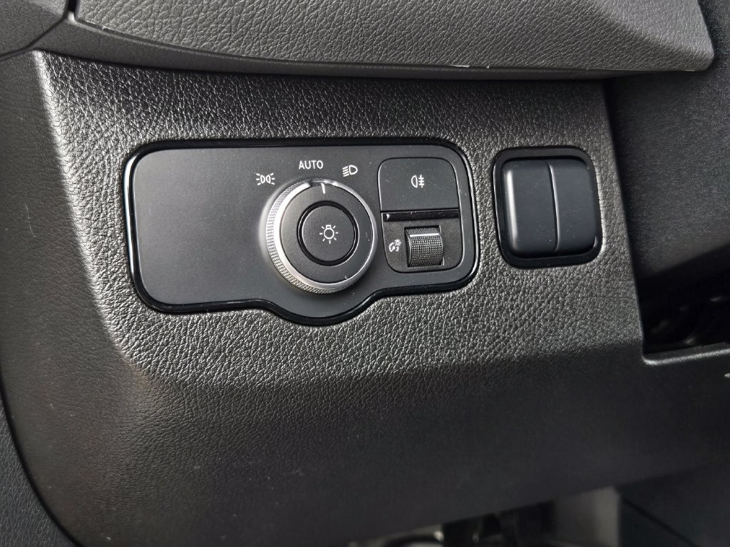 Used 2024 Mercedes-Benz Sprinter 2500 image 16