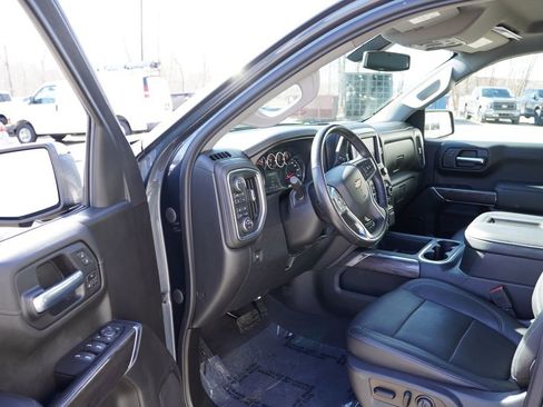 Used 2020 Chevrolet Silverado 1500 LTZ w/ LTZ Convenience Package image 15