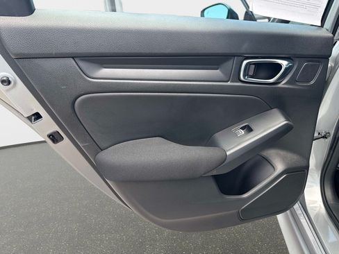 Used 2025 Honda Civic Sport image 10