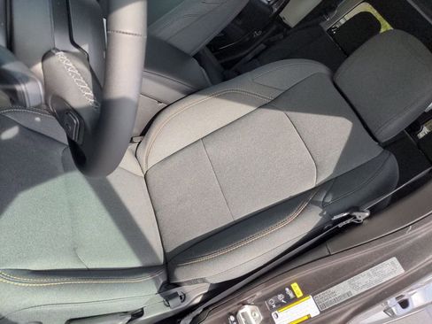 New 2025 Jeep Gladiator Willys image 10