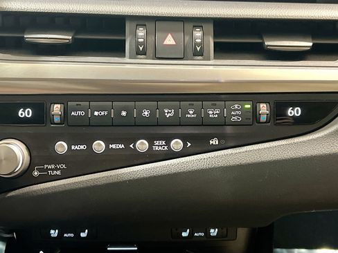 Used 2021 Lexus ES 350 w/ Premium Package image 11