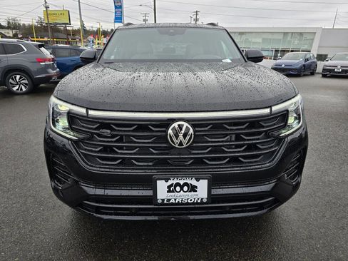 New 2026 Volkswagen Atlas Cross Sport SEL R-Line image 9