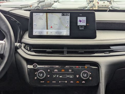 Used 2022 INFINITI QX60 Sensory w/ Cargo Package image 18