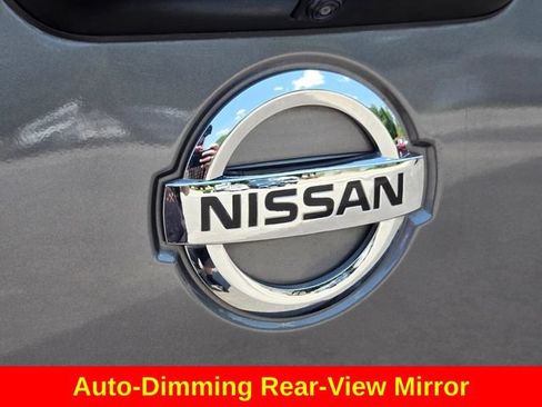 Used 2021 Nissan Titan SV w/ SV Convenience Package AWD/4WD image 18