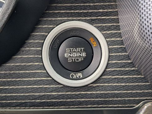 Used 2020 RAM 1500 Limited image 25