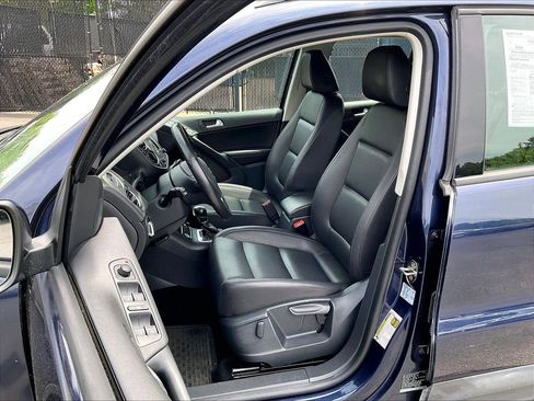 Used 2016 Volkswagen Tiguan S AWD/4WD image 10