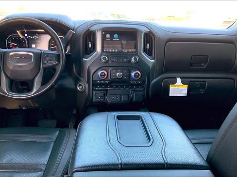 Used 2021 GMC Sierra 1500 Denali w/ Denali Ultimate Package image 16