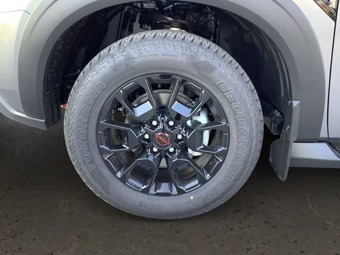 New 2026 Nissan Armada PRO-4X image 10