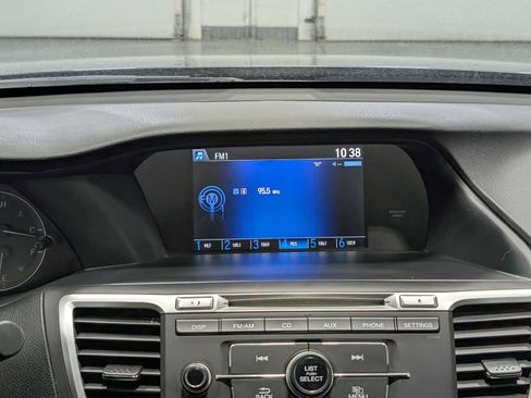 Used 2015 Honda Accord Sport image 18