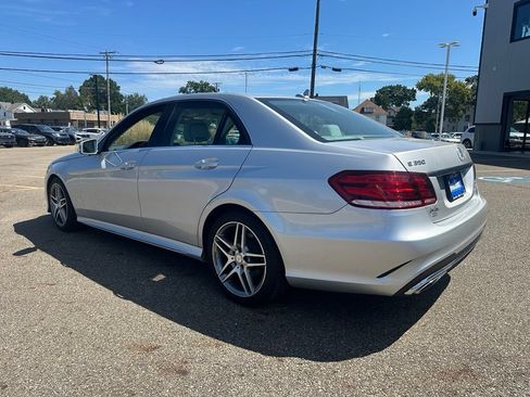 Used 2016 Mercedes-Benz E 350 4MATIC Sedan image 7