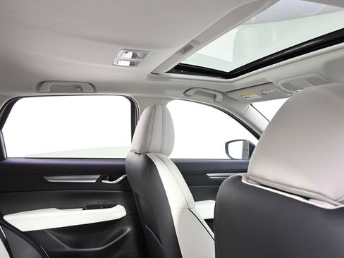 New 2025 MAZDA CX-5 AWD 2.5 S w/ Premium Plus Pkg image 17