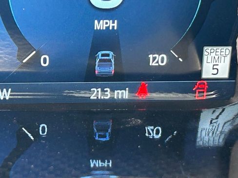 New 2025 Ford F150 Lariat w/ Equipment Group 502A High image 42