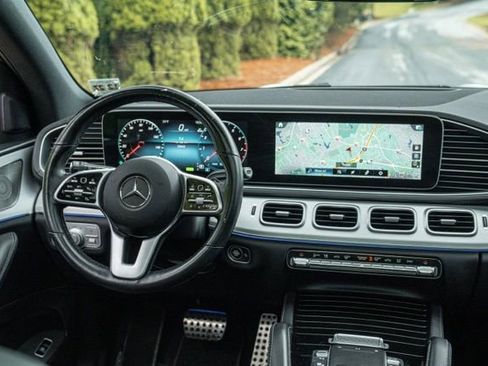 Used 2023 Mercedes-Benz GLS 450 4MATIC w/ AMG Line Exterior image 28
