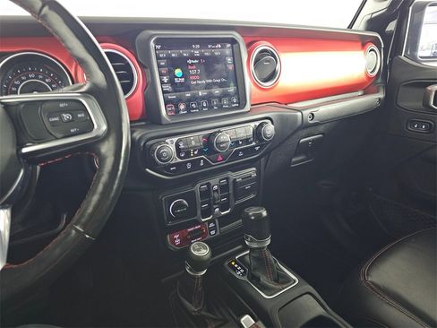 Used 2021 Jeep Gladiator Rubicon w/ Uconnect 4C Nav & Sound Group image 64