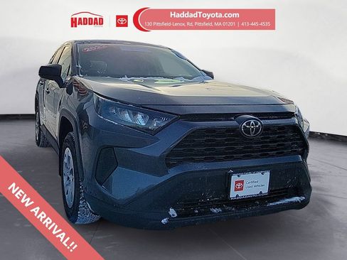 Certified 2022 Toyota RAV4 LE image 7