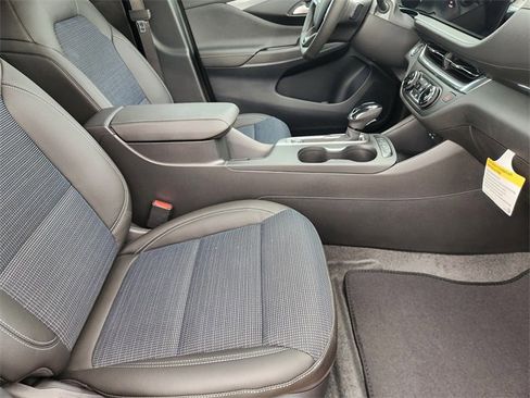 New 2026 Buick Envista Preferred w/ Convenience I Package image 11