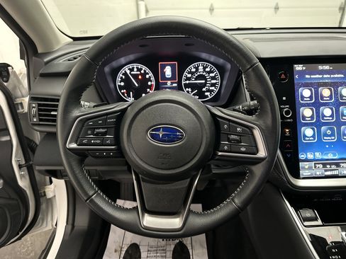 Used 2025 Subaru Outback Premium w/ Popular Package #1A image 24