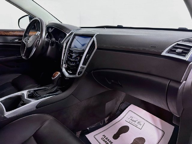 Used 2016 Cadillac SRX Luxury w/ Driver Awareness Package FWD image 28