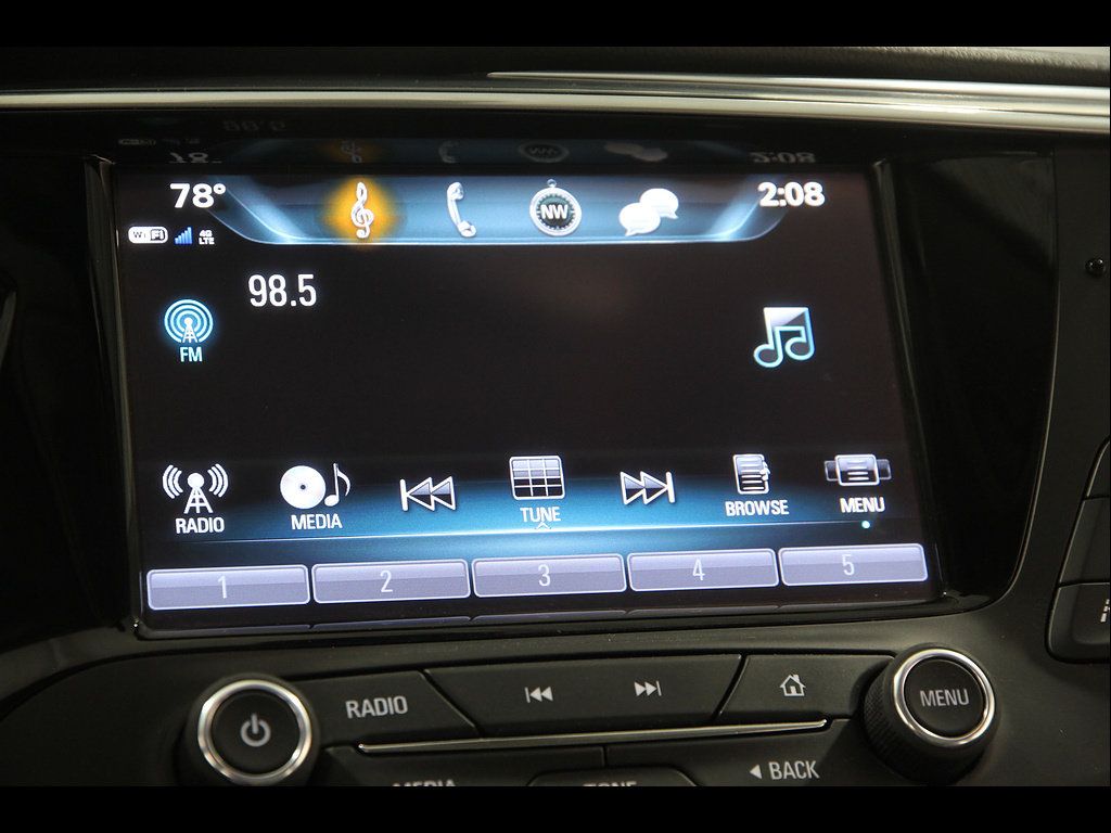 Used 2019 Buick Envision Premium AWD/4WD image 10