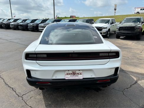 New 2026 Dodge Charger R/T image 27