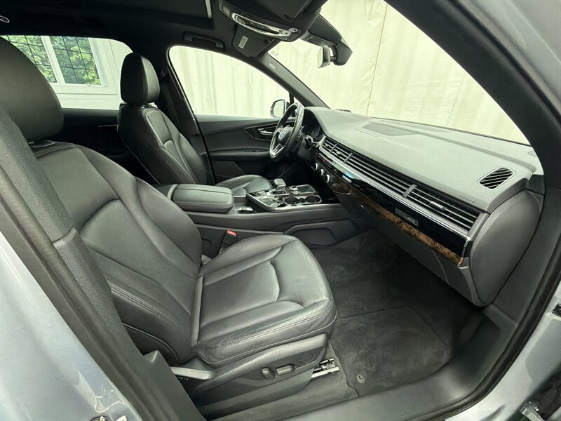 Used 2017 Audi Q7 3.0T Premium Plus AWD/4WD image 13