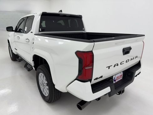 New 2026 Toyota Tacoma SR5 image 38