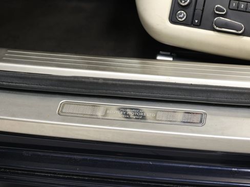 Used 2015 Bentley Flying Spur W12 image 14