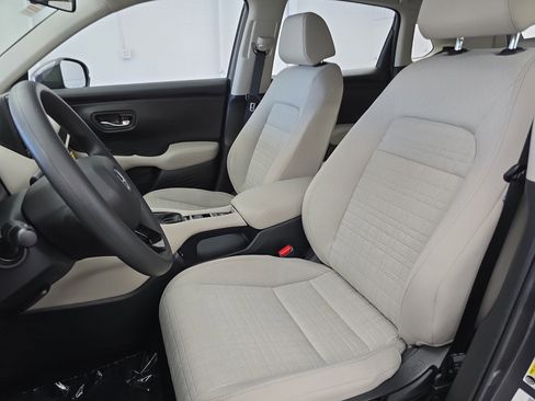 Certified 2025 Honda HR-V LX image 14