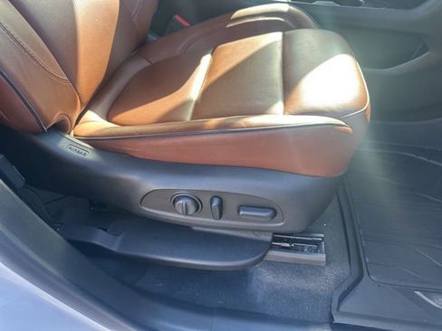 Used 2021 Chevrolet Traverse High Country image 31