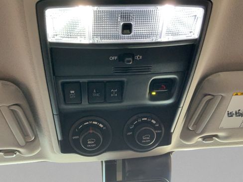 Certified 2022 Toyota 4Runner TRD Off-Road AWD/4WD image 18