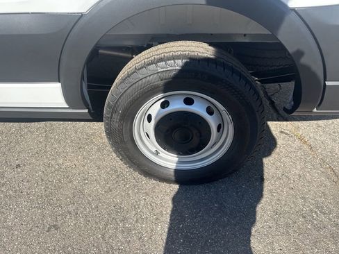 New 2026 Ford Transit 250 148 Medium Roof w/ Load Area Protection Package image 4