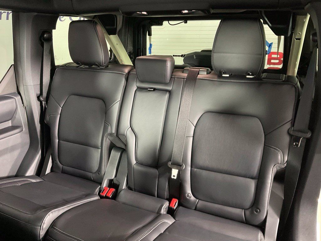New 2026 Ford Bronco Outer Banks AWD/4WD image 16