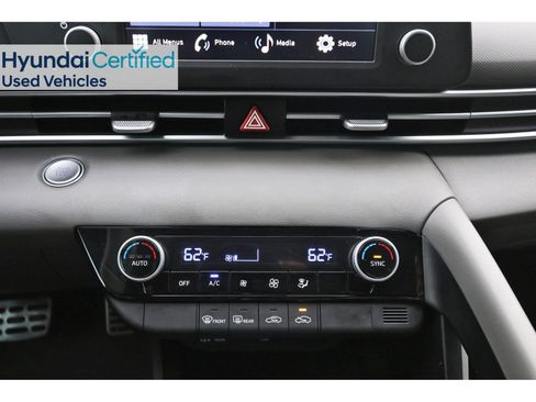 Used 2025 Hyundai Elantra Sport FWD image 27