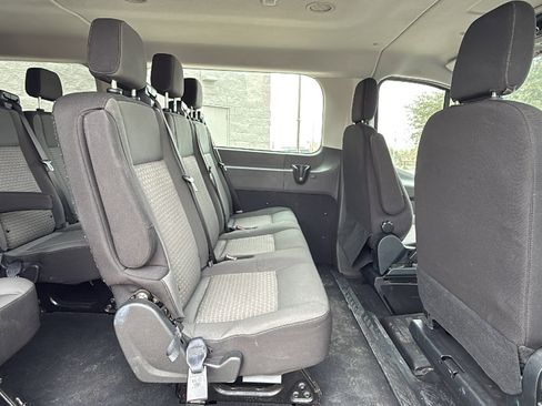 Used 2023 Ford Transit 350 XLT image 17