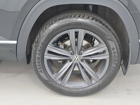 Used 2021 Volkswagen Atlas SE image 34