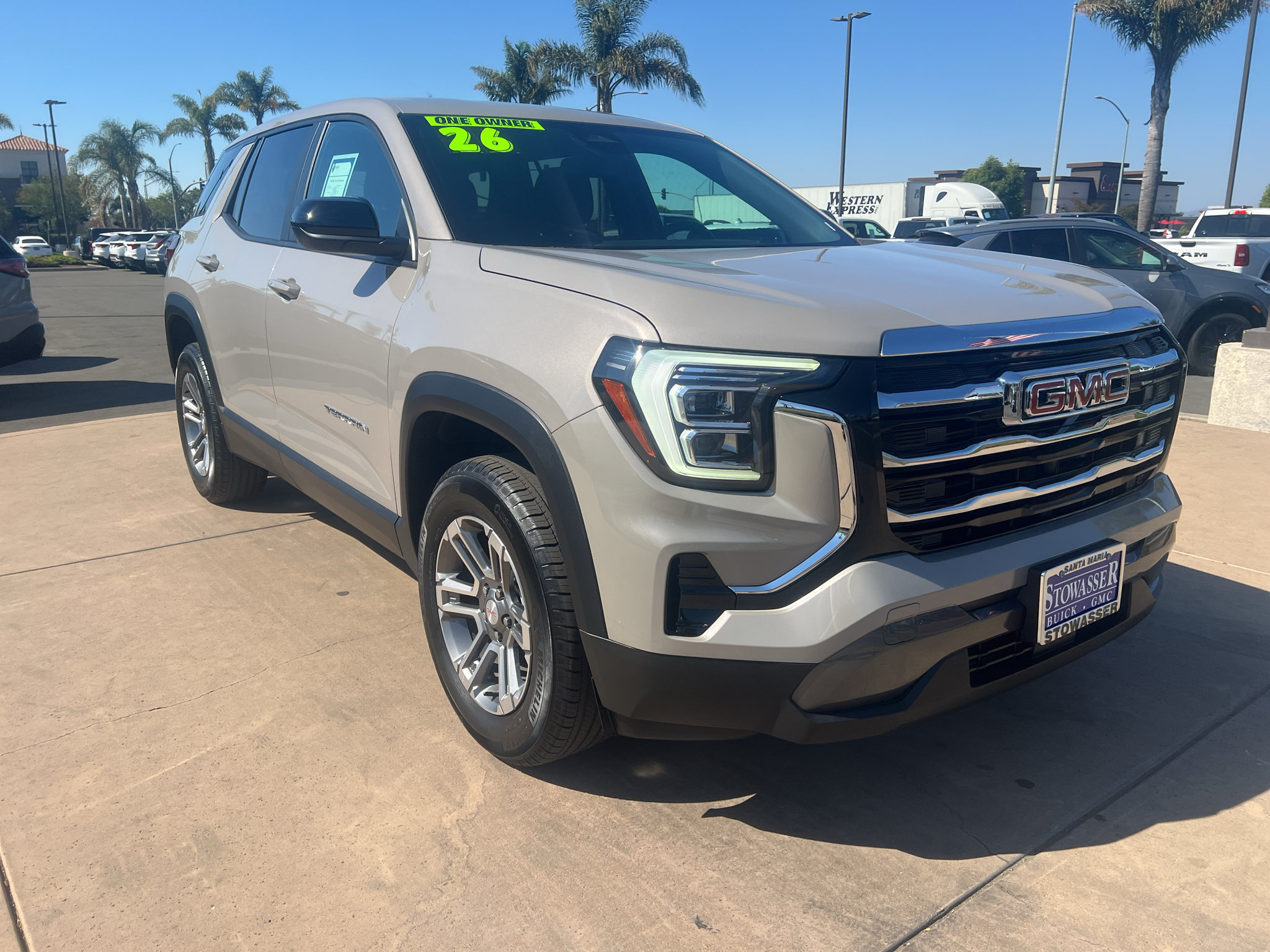 Used 2026 GMC Terrain Elevation FWD image 3