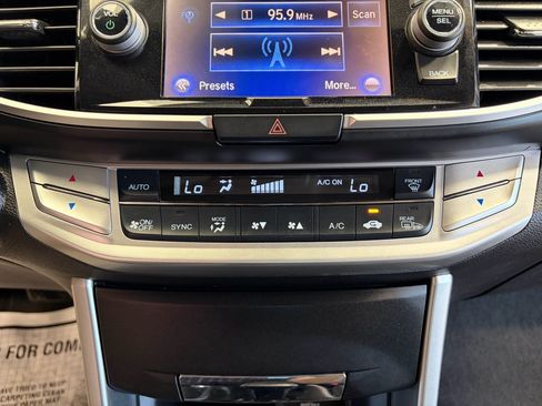 Used 2015 Honda Accord EX-L image 21