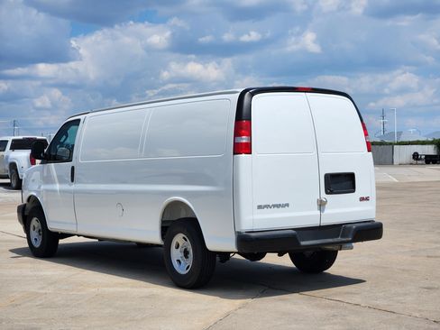 New 2025 GMC Savana 2500 Extended w/ Driver Convenience Package image 3