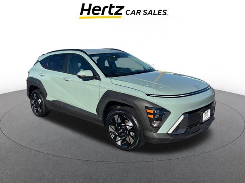 Used 2025 Hyundai Kona SEL image 1