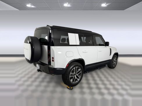 Used 2026 Land Rover Defender 110 S AWD/4WD image 9