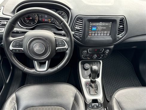 Used 2020 Jeep Compass Latitude w/ Cold Weather Group image 22