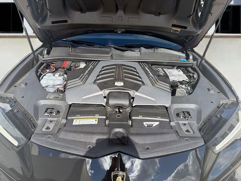 Used 2024 Lamborghini Urus S image 46
