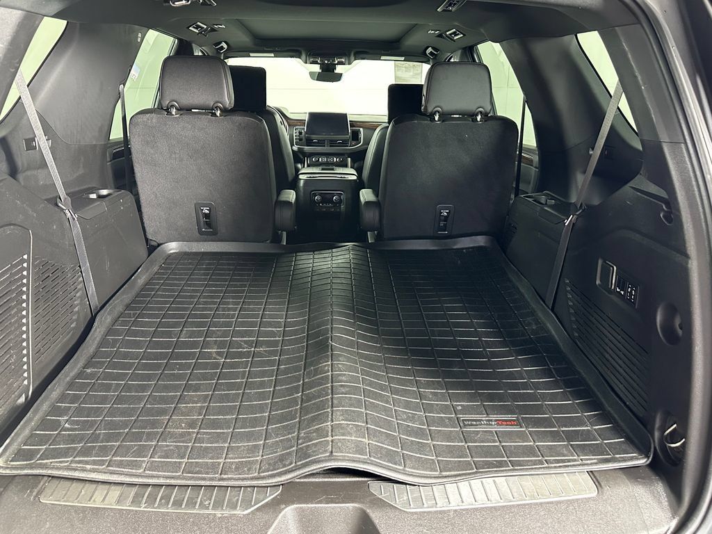 Used 2022 Chevrolet Tahoe High Country AWD/4WD image 6